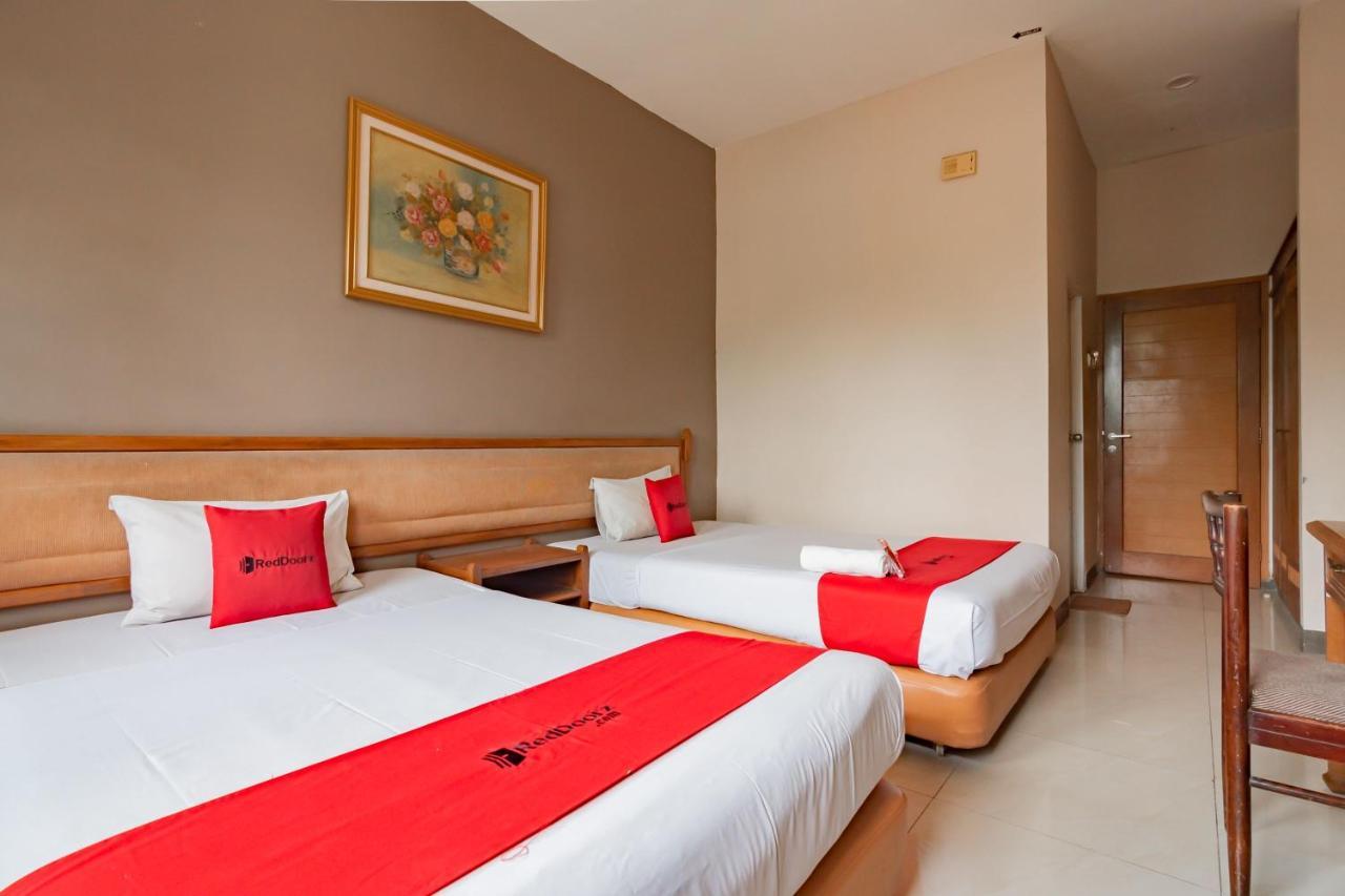 Hotel Wisma Dago Itb Бандунг Екстер'єр фото
