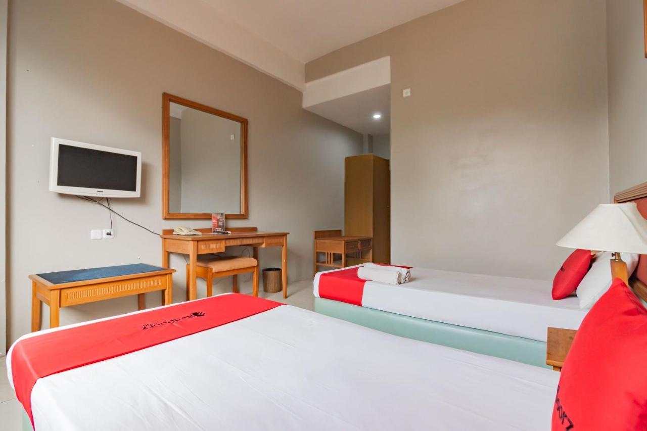 Hotel Wisma Dago Itb Бандунг Екстер'єр фото