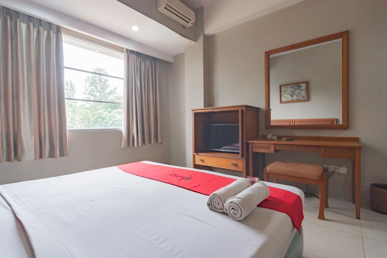 Hotel Wisma Dago Itb Бандунг Екстер'єр фото