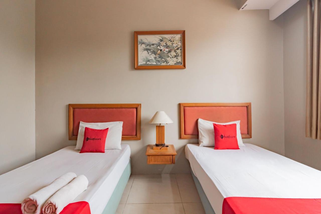 Hotel Wisma Dago Itb Бандунг Екстер'єр фото