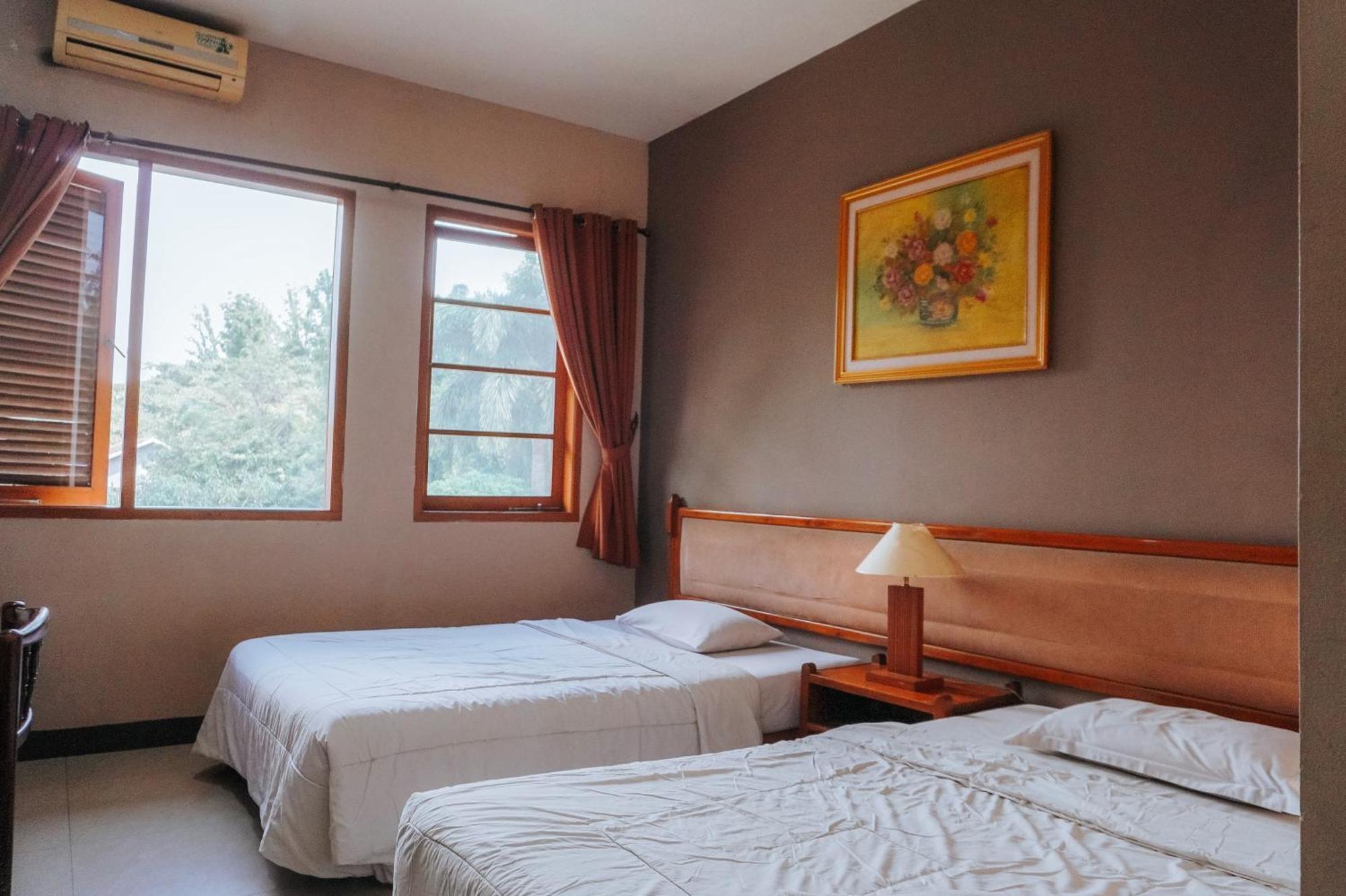 Hotel Wisma Dago Itb Бандунг Екстер'єр фото