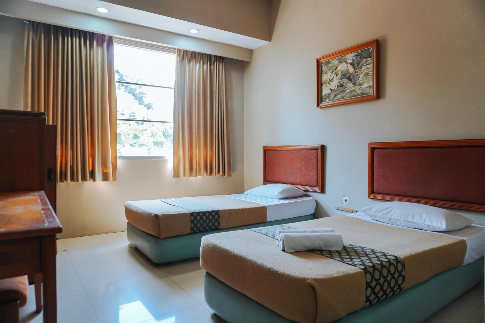 Hotel Wisma Dago Itb Бандунг Екстер'єр фото